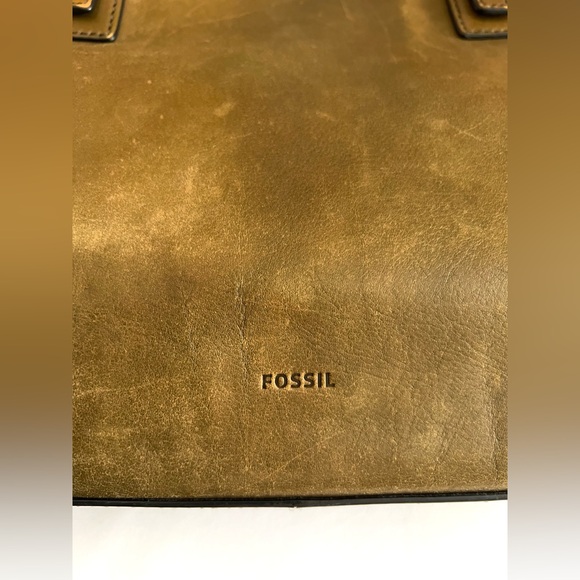 Fossil Emma Shopper Green Pastures Olive Green Leather Tote - Picture 7 of 16